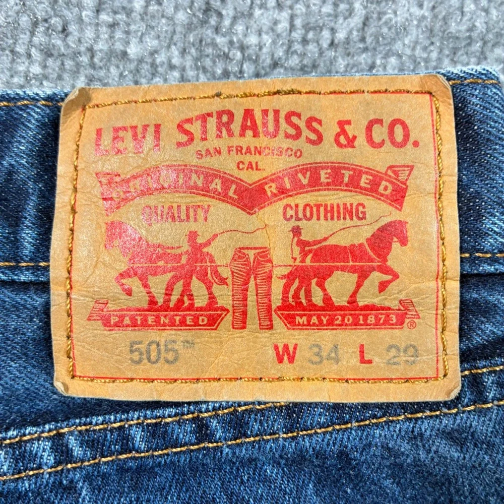 Levi's 505 Regular Fit Jeans Mens 34x29 Blue Straight Leg Denim Classic Zip Fly
